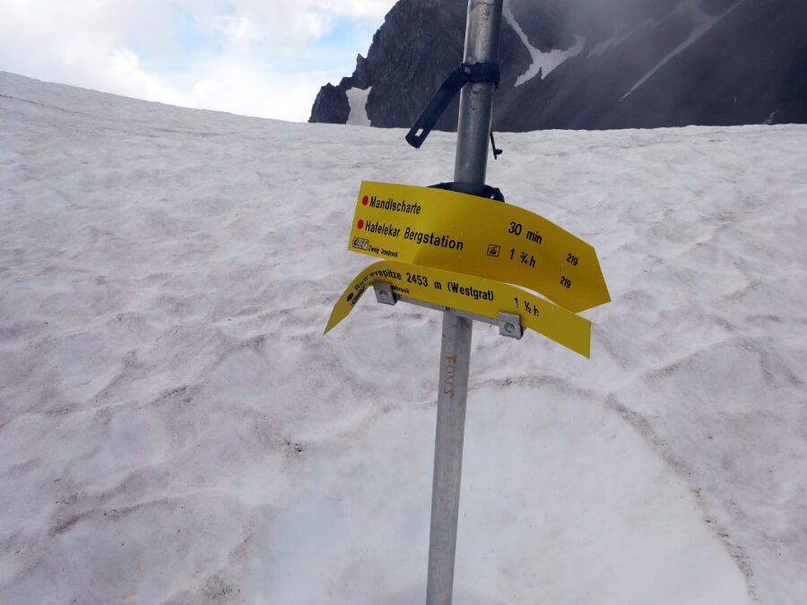 Alpenverein warnt vor schwierigen Wanderbedingungen