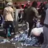 Unglaublich dreist: Zuschauer klauen Verpflegung! [+VIDEO]