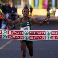 Grand Prix Serie - Durban: Tadu Nare vor Helalia Johannes 