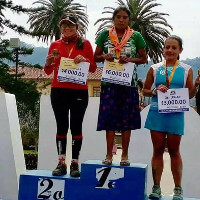 Viehtreiberin gewinnt Ultra-Trail in Sandalen