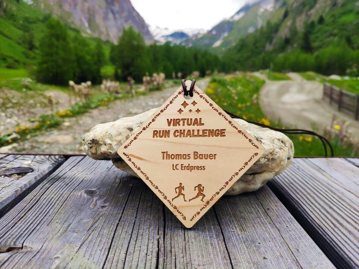 Virtual Run Challenge holz 1200