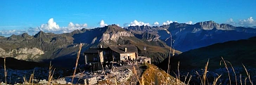 Die Carschinahütte im Rätikon