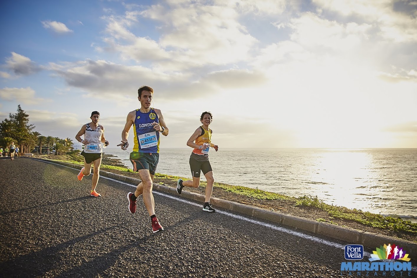 Der Lanzarote Marathon ist einer der schönsten Marathon der Welt. Foto: James Mitchell