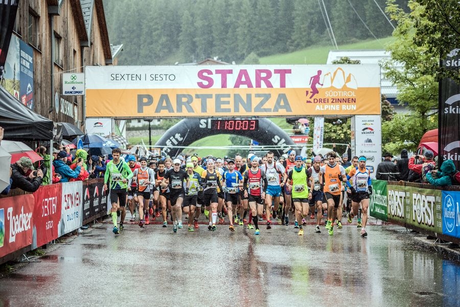 Lebensgefahr durch Unwetter: Beliebter Berglauf abgebrochen