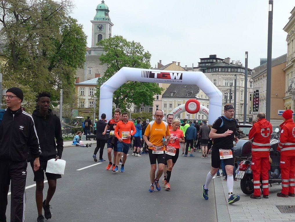 Linz Donau Marathon 24 1555831865