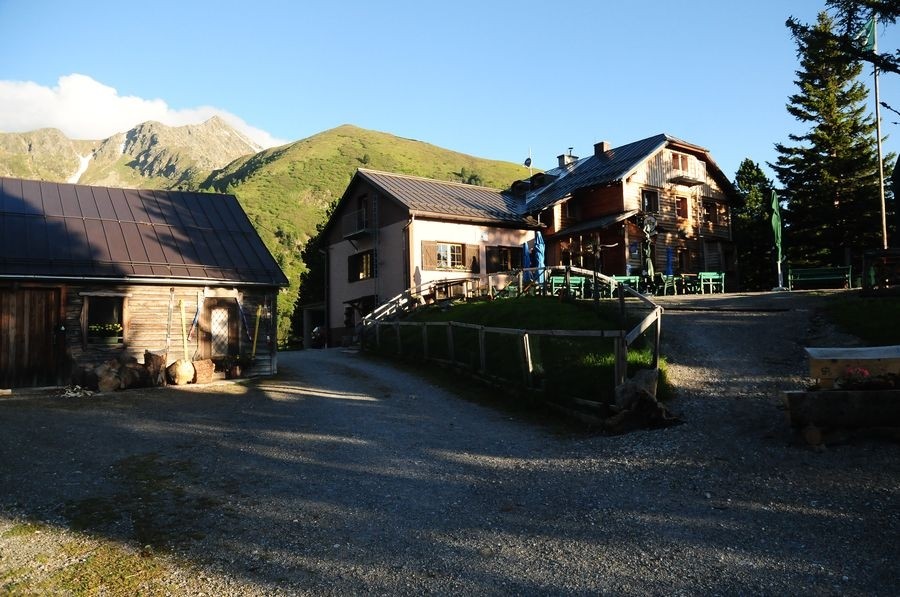Die Edelrautehütte in den Rottenmanner und Wölzer Tauern