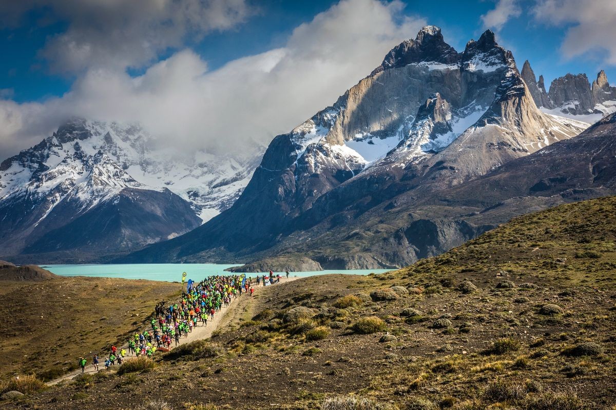 A unique atmosphere is offered by the Patagonian International Marathon.