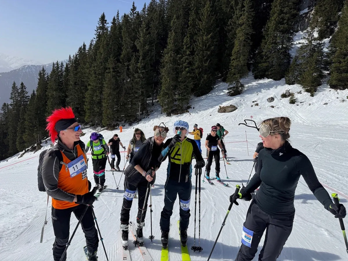Der 2. Achenseer Skitourenspaß motivierte viele Teilnehmer auch zu Verkleidungen.