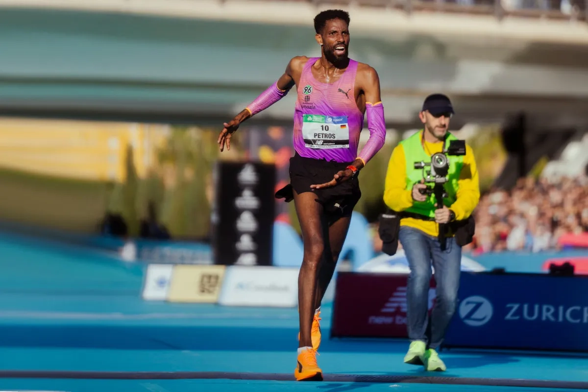Valencia Marathon 2025 mit Amanal Petros