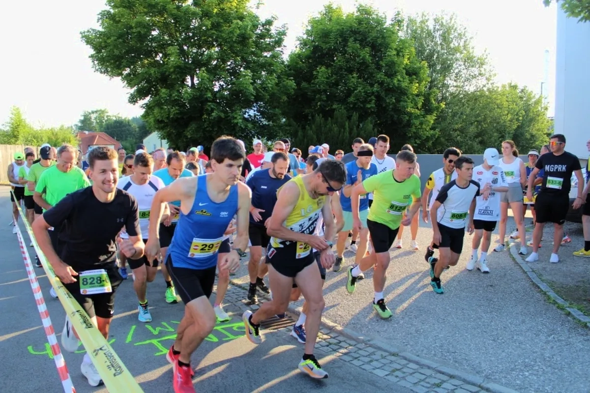 Prambachkirchner 12-Stunden-Benefizlauf