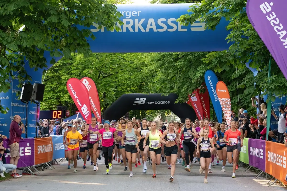 Start zum Salzburger Frauenlauf 2024