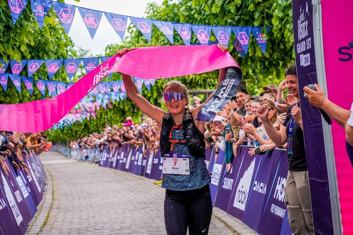 Ultra-Trail des Chevaliers Siegerin Anna Carlsen, 2025