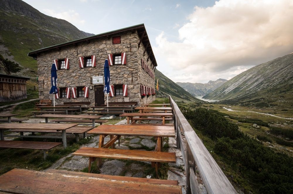 Osnabrücker Hütte, Foto: Hüttenpächter Osnabrücker Hütte, Foto: Hüttenpächter