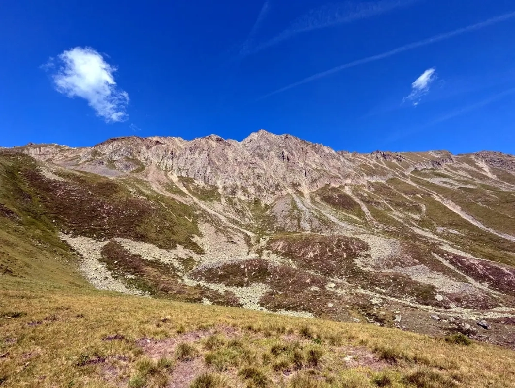 Flaurlinger Roßkogel im Sommer 2024 Flaurlinger Roßkogel im Sommer 2024