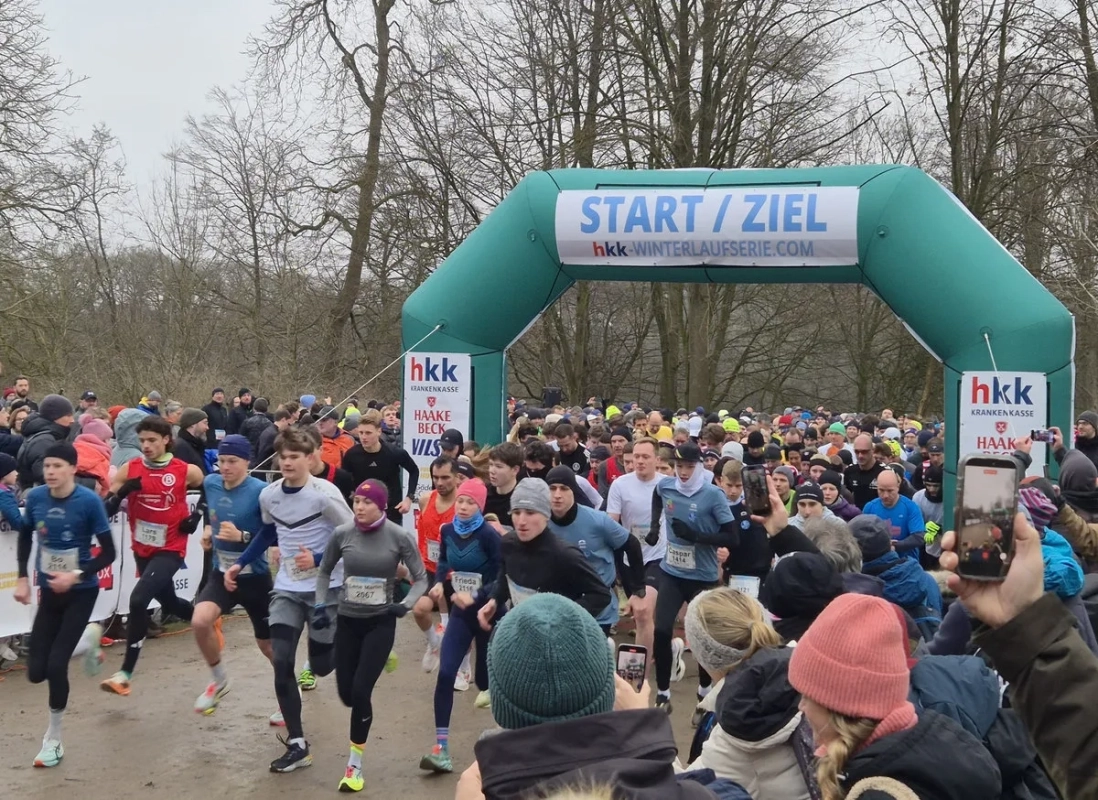 Bremer Winterlaufserie 2025 (© bremenRAcing) Bremer Winterlaufserie 2025 (© bremenRAcing)