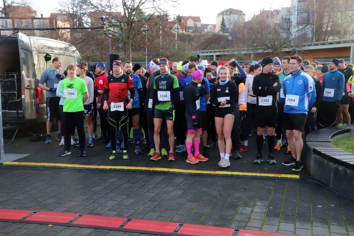 Start zum Bautzener Silvesterlauf 2023 Start zum Bautzener Silvesterlauf 2023