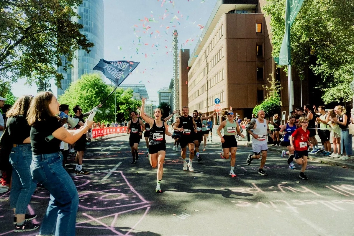 Kö-Meile 2025 (© Hannielhu) Kö-Meile 2025 (© Hannielhu)