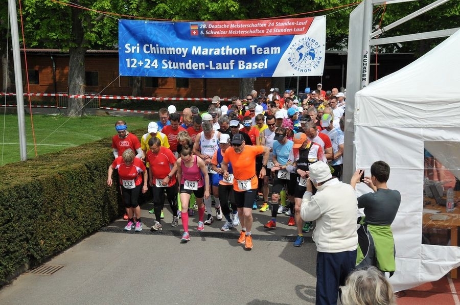 Sri Chinmoy 12+24 Stunden-Lauf Basel (C) Veranstalter Sri Chinmoy 12+24 Stunden-Lauf Basel (C) Veranstalter