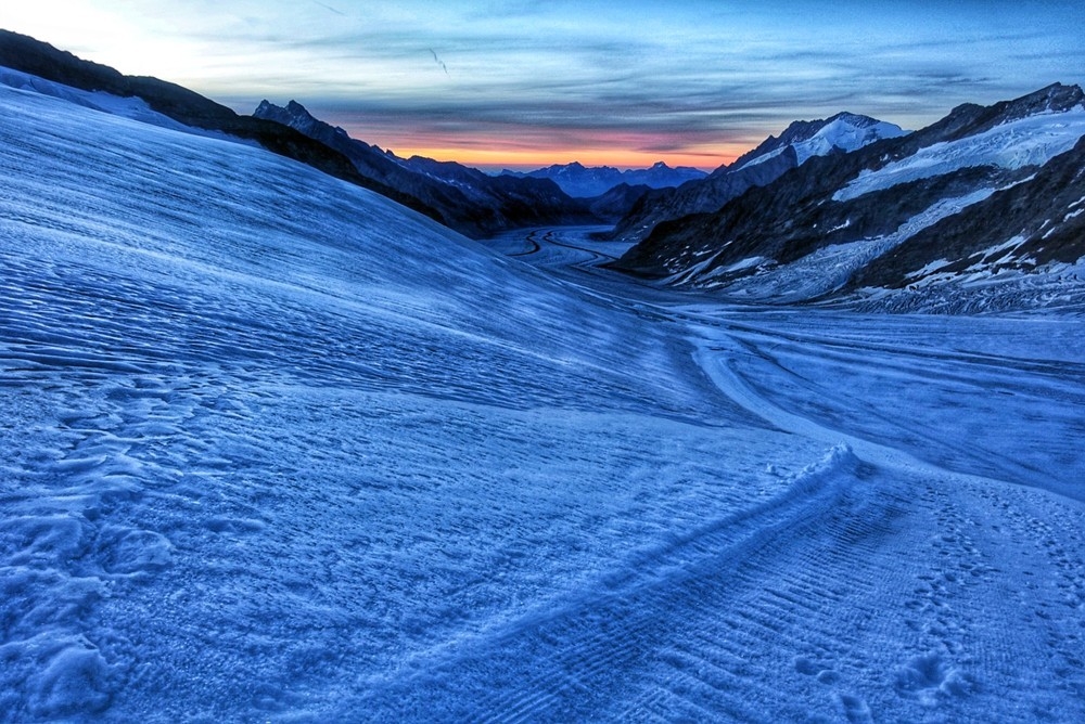 Jungfrau-Normalweg-7: Tolles Panorama des Aletsch-Gletschers Jungfrau-Normalweg-7: Tolles Panorama des Aletsch-Gletschers