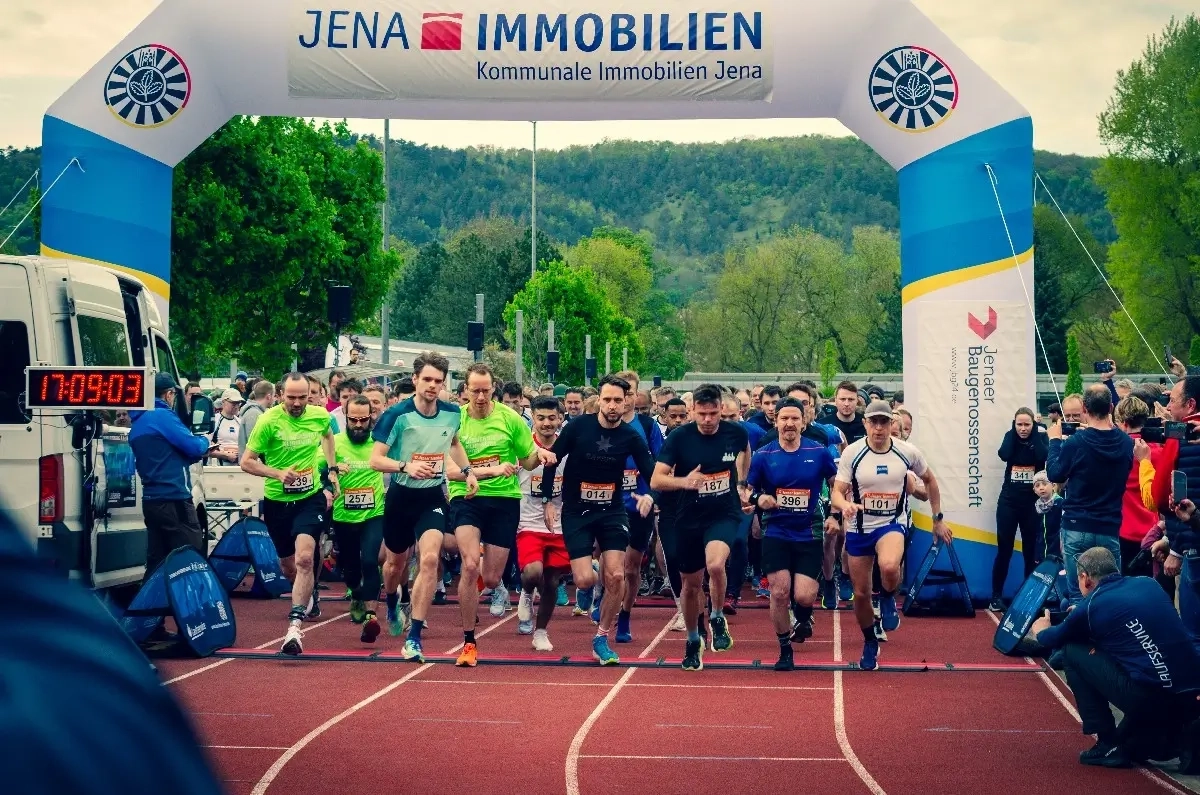 Jenaer Teamlauf 2024 (Foto: © Veranstalter) Jenaer Teamlauf 2024 (Foto: © Veranstalter)