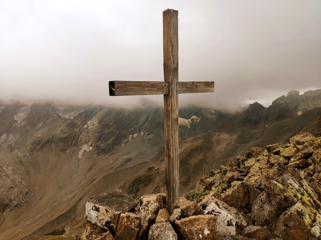 Parstleswand 07: Gipfelkreuz Parstleswand Parstleswand 07: Gipfelkreuz Parstleswand