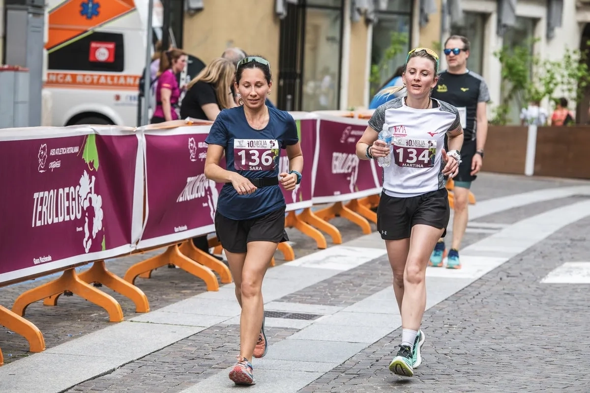 Teroldego Event: 10 Meilen des Teroldego (© Gian Prisma Photography) Teroldego Event: 10 Meilen des Teroldego (© Gian Prisma Photography)