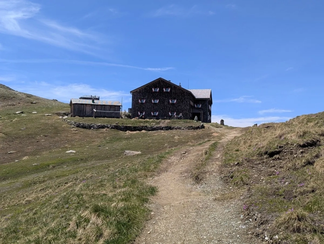 Glorer Hütte im Juni 2025 Glorer Hütte im Juni 2025