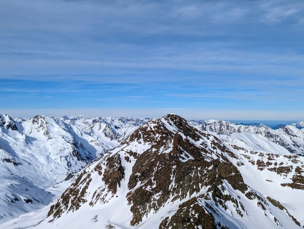 Zischgeles von der Schöntalspitze aus fotografiert (Winter 2024) Zischgeles von der Schöntalspitze aus fotografiert (Winter 2024)