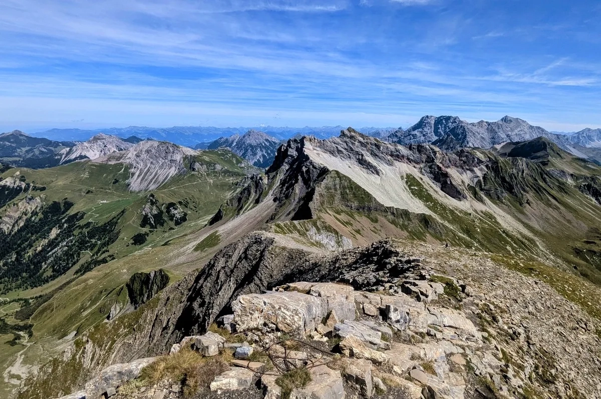 Grauspitz Wanderung 28: Eine Bergtour bei perfektem Bergwetter. Grauspitz Wanderung 28: Eine Bergtour bei perfektem Bergwetter.