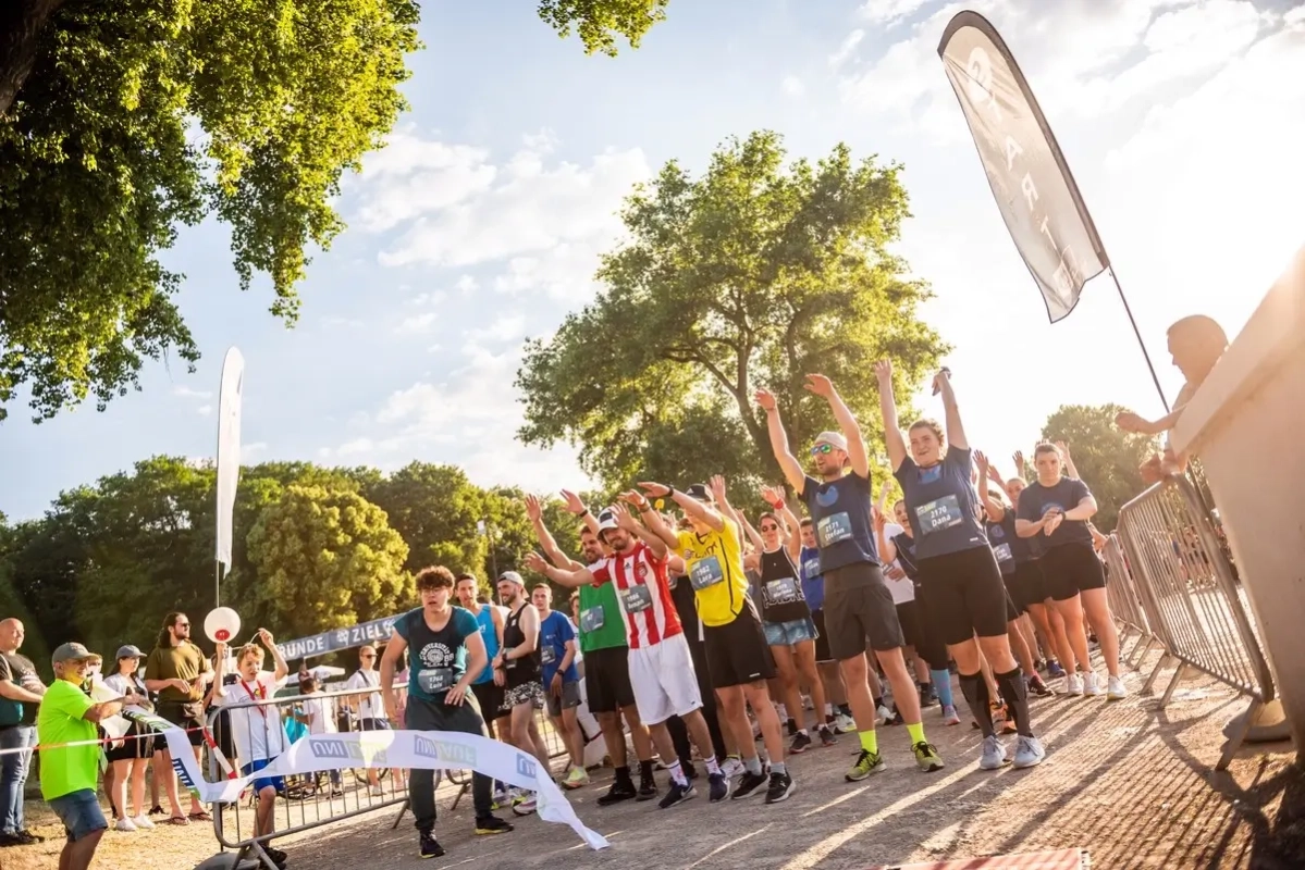 Kölner UniLauf. Fotos: © Tobias Fassbinder Kölner UniLauf. Fotos: © Tobias Fassbinder