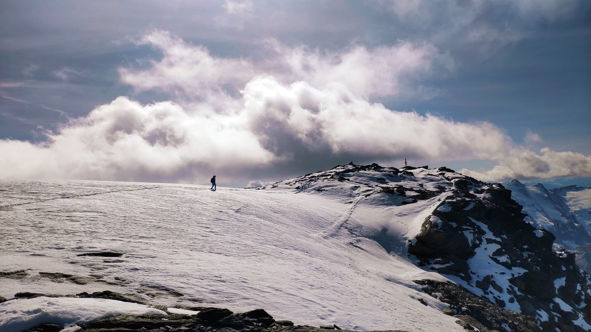Weißseespitze 47: Gipfel. Weißseespitze 47: Gipfel.