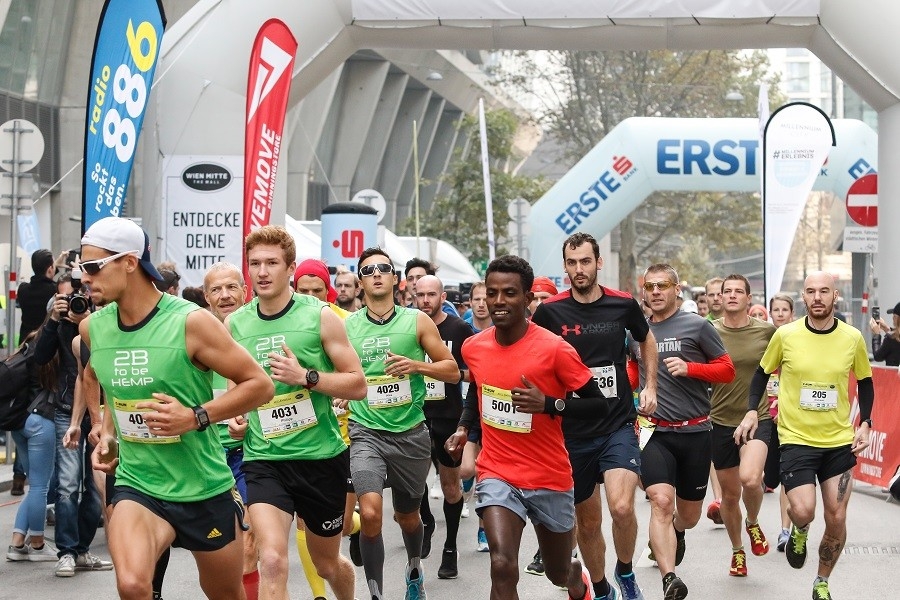 C-Run 10.55 | Center-Run Wien Mitte 2018 (c) Jörg Theimer /www.volkslaufbilder.de C-Run 10.55 | Center-Run Wien Mitte 2018 (c) Jörg Theimer /www.volkslaufbilder.de