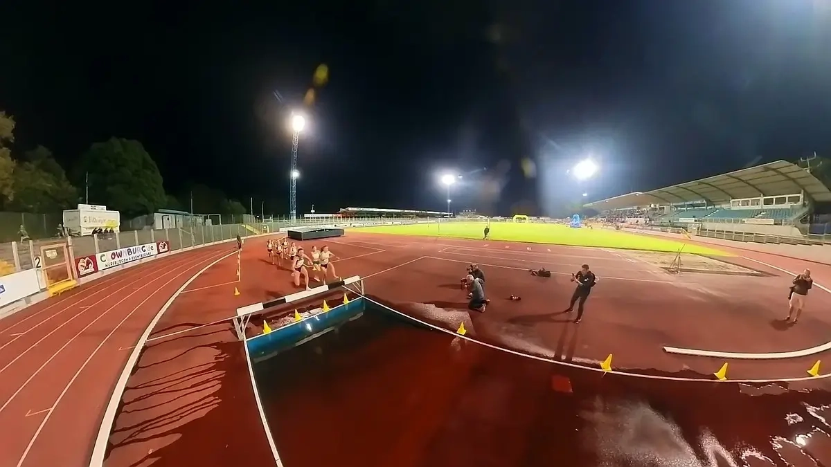 Flutlichtmeeting Trier 2024 (Foto: © Veranstalter) Flutlichtmeeting Trier 2024 (Foto: © Veranstalter)