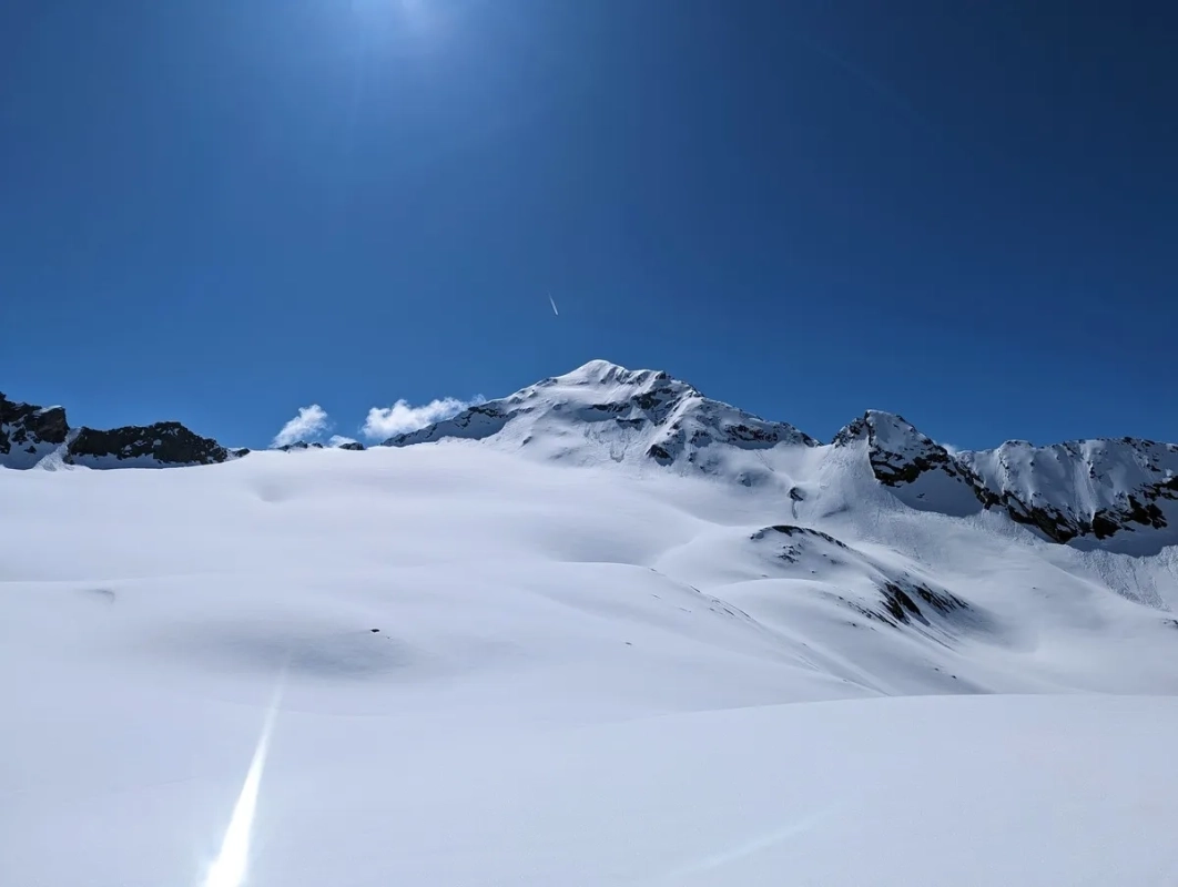 Skitour Mittlerer Seelenkogel 08: Am Seelenferner mit Blick auf den Gipfel Skitour Mittlerer Seelenkogel 08: Am Seelenferner mit Blick auf den Gipfel
