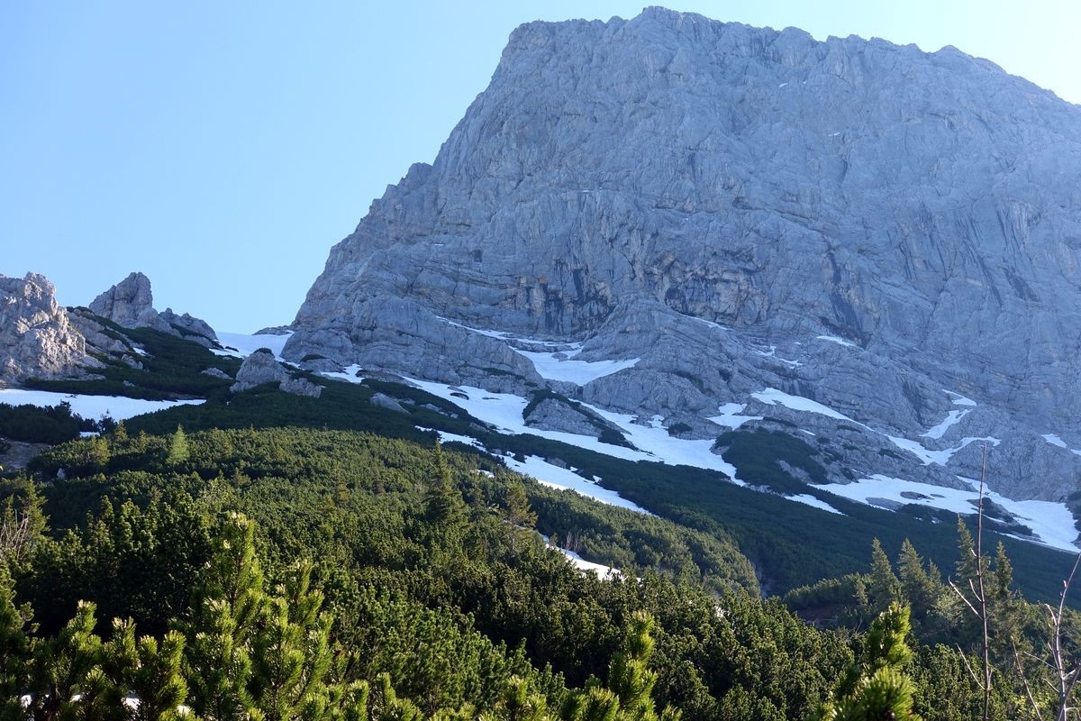 Großer Buchstein - Westgrat: DIe weitere Route im Blick. Der Westgrat gut zu sehen Großer Buchstein - Westgrat: DIe weitere Route im Blick. Der Westgrat gut zu sehen