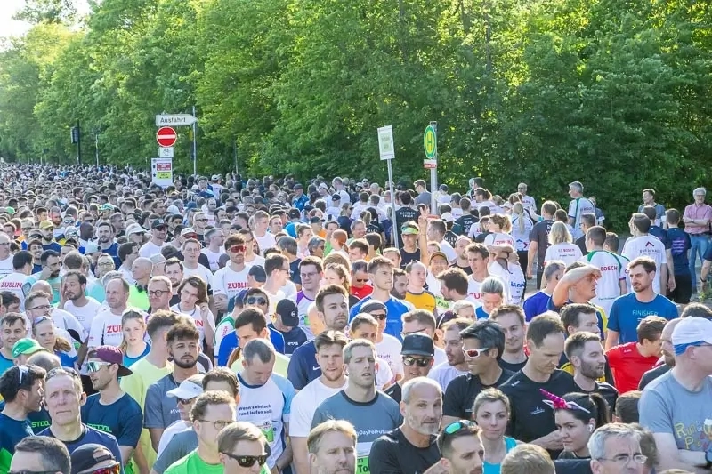 AOK Firmenlauf Stuttgart 2024, Foto: © asphoto.de AOK Firmenlauf Stuttgart 2024, Foto: © asphoto.de