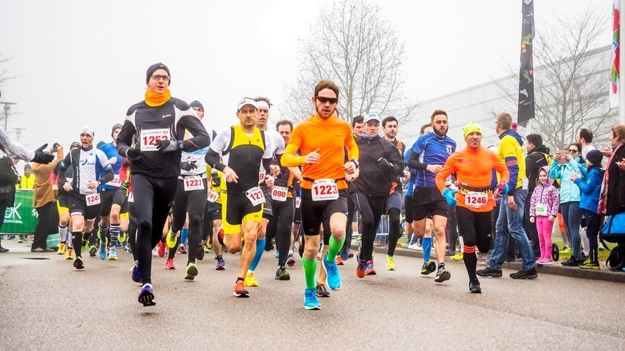 Volkslauf - Rund um das Mercedes-Benz Werk Rastatt (c) Walter Kunkl Volkslauf - Rund um das Mercedes-Benz Werk Rastatt (c) Walter Kunkl