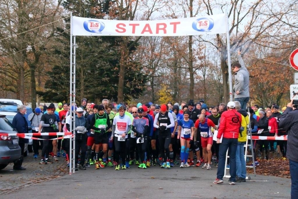 Start 10 km-Lauf Quickborn Run 2018 (c) Veranstalter Start 10 km-Lauf Quickborn Run 2018 (c) Veranstalter