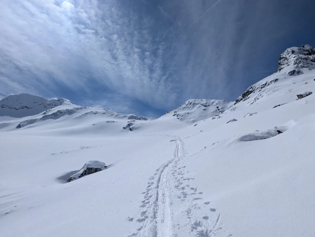 Windacher Daunkogel Skitour 08: Langer, aber einfacher Gletscheraufstieg zum Wütenkarsattel Windacher Daunkogel Skitour 08: Langer, aber einfacher Gletscheraufstieg zum Wütenkarsattel