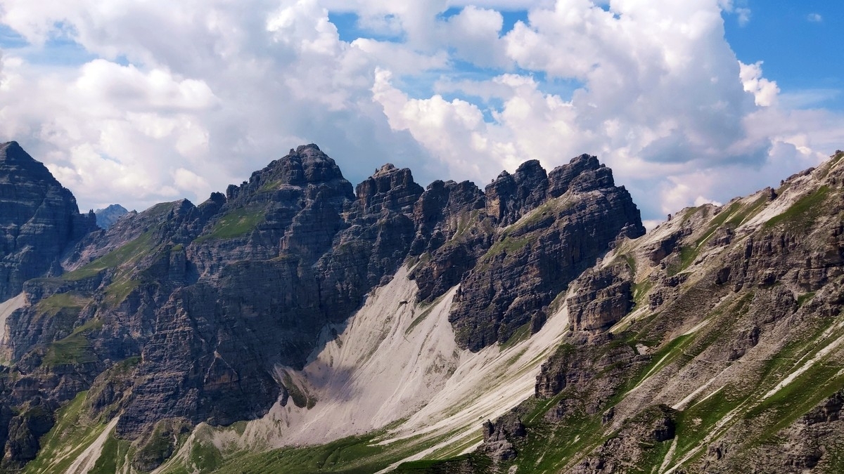 Steingrubenkogel (links) Steingrubenkogel (links)