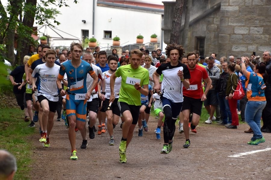 Arnstädter Alteburg-Staffellauf (C) Veranstalter / Berit Richter Arnstädter Alteburg-Staffellauf (C) Veranstalter / Berit Richter
