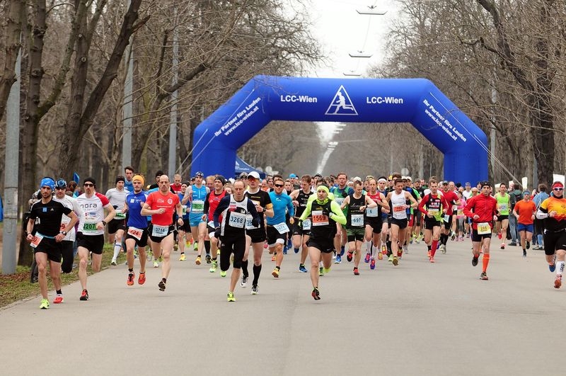 Fotos vom LCC-Eisbärlauf Fotos vom LCC-Eisbärlauf