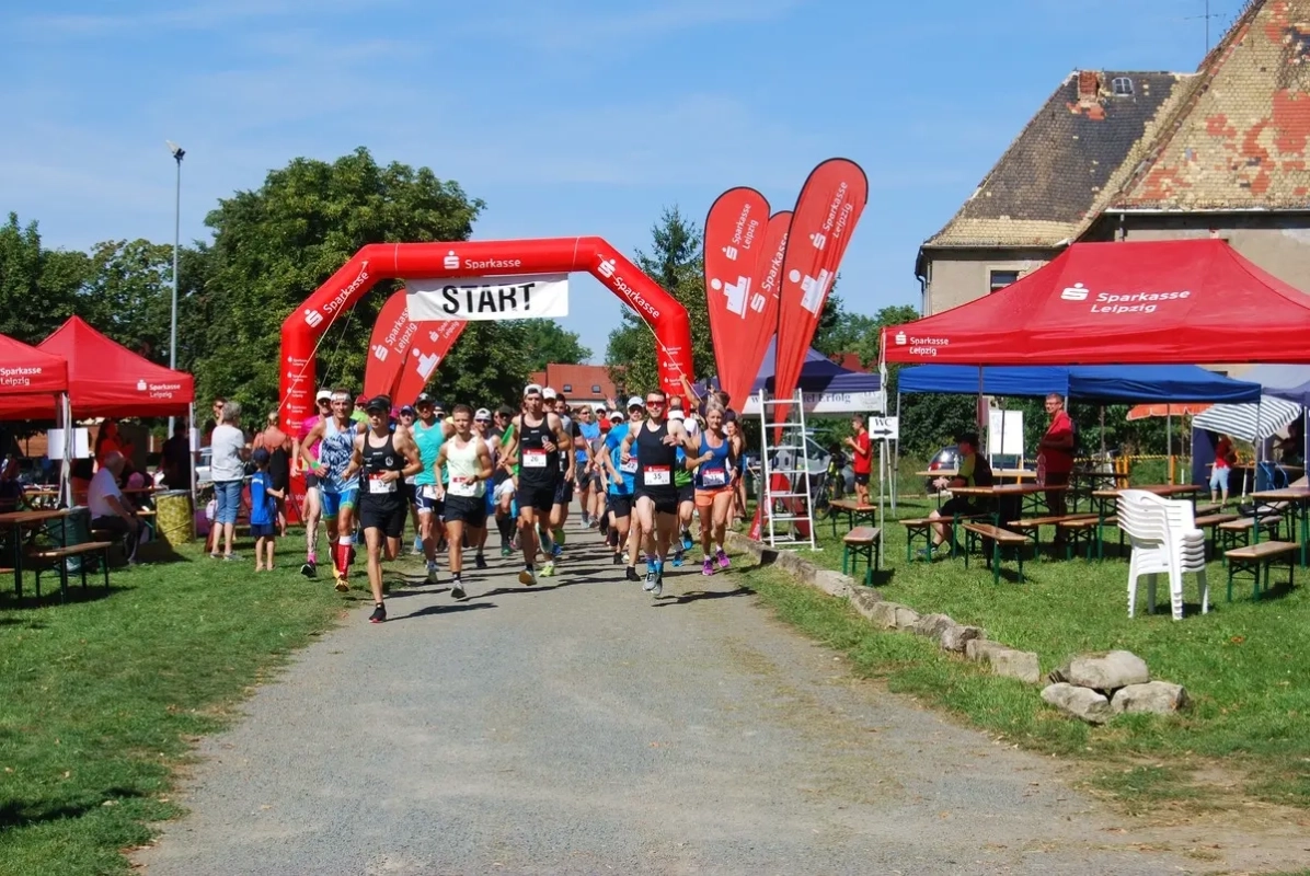 Start zum Südraum Marathon Leipzig 2023 Start zum Südraum Marathon Leipzig 2023