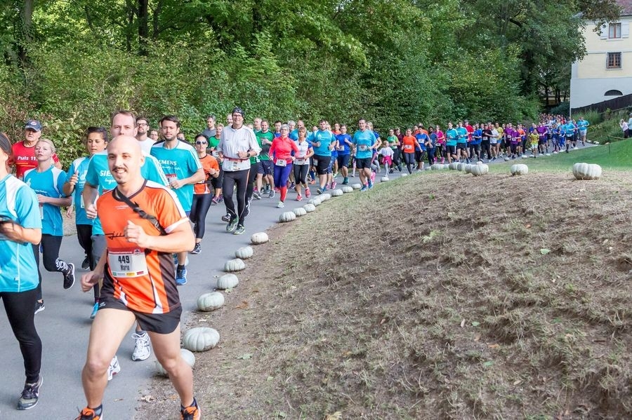 AOK Firmenlauf Ludwigsburg © Adrian Stehle (asphoto.de) AOK Firmenlauf Ludwigsburg © Adrian Stehle (asphoto.de)