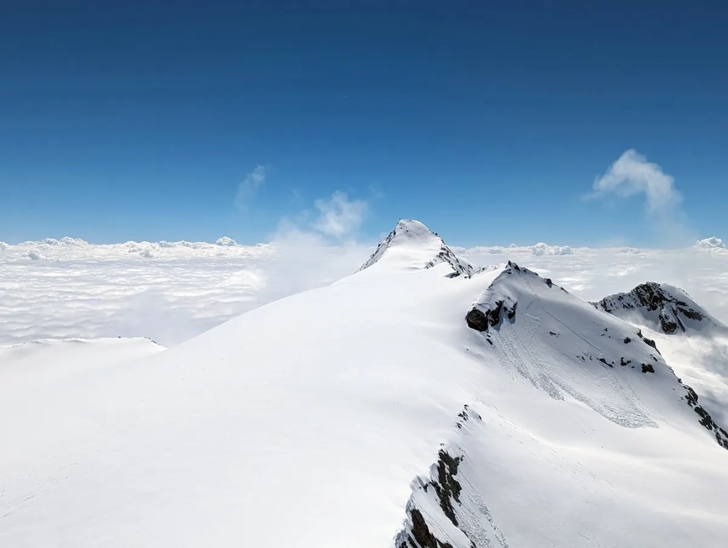 Hinterer Seelenkogel im Winter 2024, fotografiert vom Mittleren Seelenkogel. Hinterer Seelenkogel im Winter 2024, fotografiert vom Mittleren Seelenkogel.