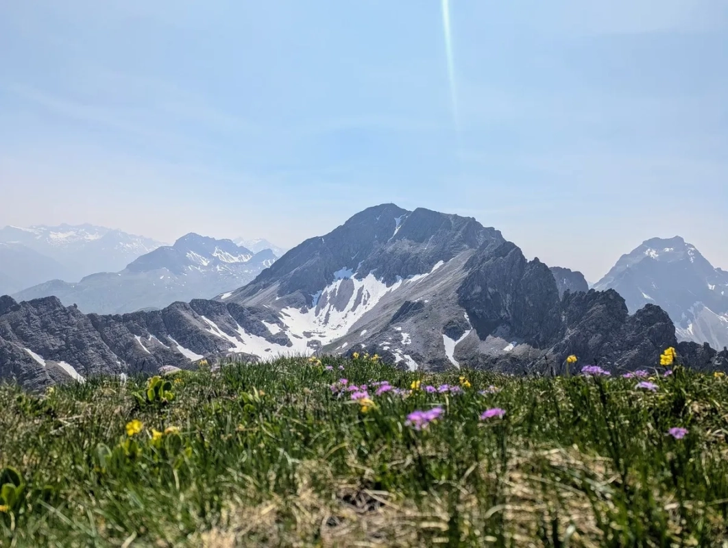 Blick vom Angererkopf auf das Geißhorn im Juni 2025 Blick vom Angererkopf auf das Geißhorn im Juni 2025