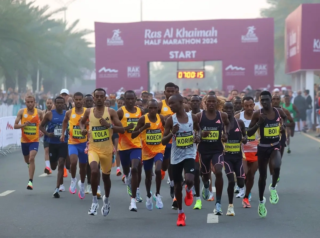 Start Ras Al Khaimah Half Marathon 2024 (Foto: © Giancarlo Colombo) Start Ras Al Khaimah Half Marathon 2024 (Foto: © Giancarlo Colombo)