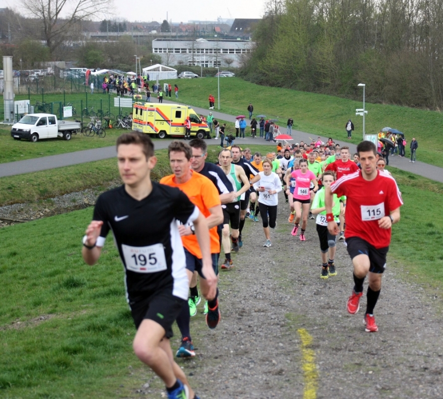 Emder Berglauf 2017 (C) Veranstalter Emder Berglauf 2017 (C) Veranstalter