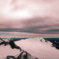 Blick vom Fluchtkogel auf die Weißseespitze (halbrechts)