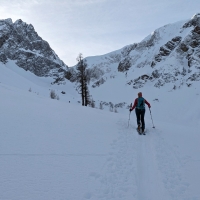 Skitour Tschachaun 04: Im Aufstieg links Richtung Kromsattel